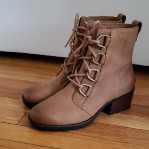 Sorel Cate Lace up Boots